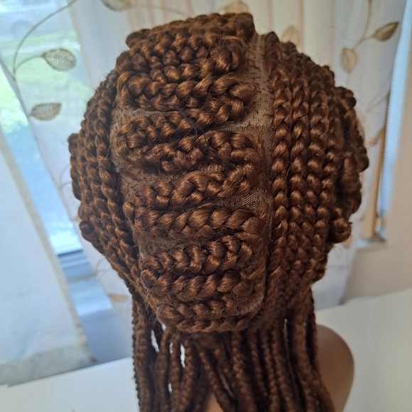 Braided wig - Picture 2 of 6